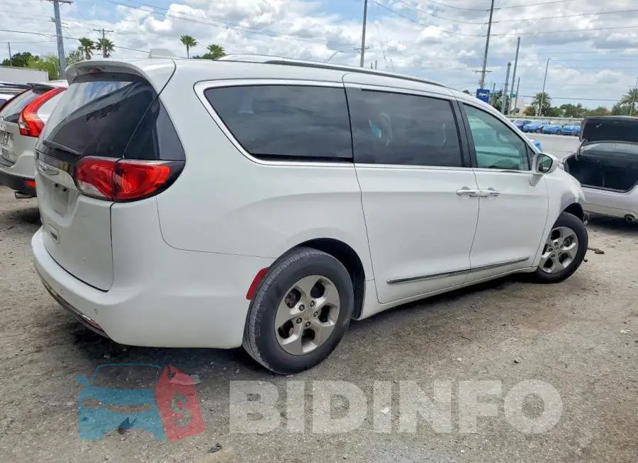 2C4RC1EG3HR684196 Photo# 3
