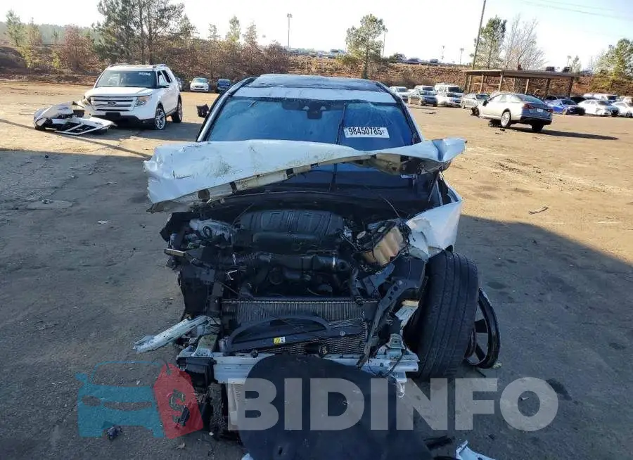 SADCJ2BV5HA884543 Photo# 5