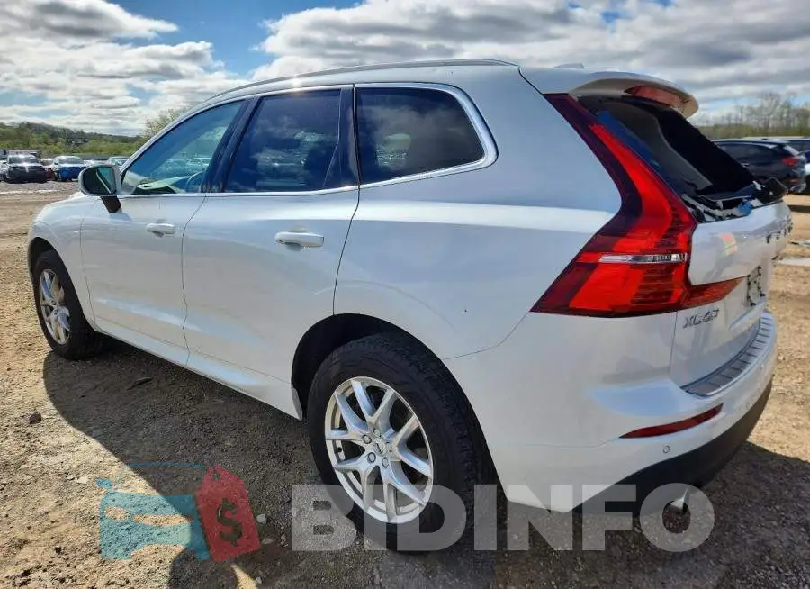 YV4A22RK3M1777252 Photo# 2