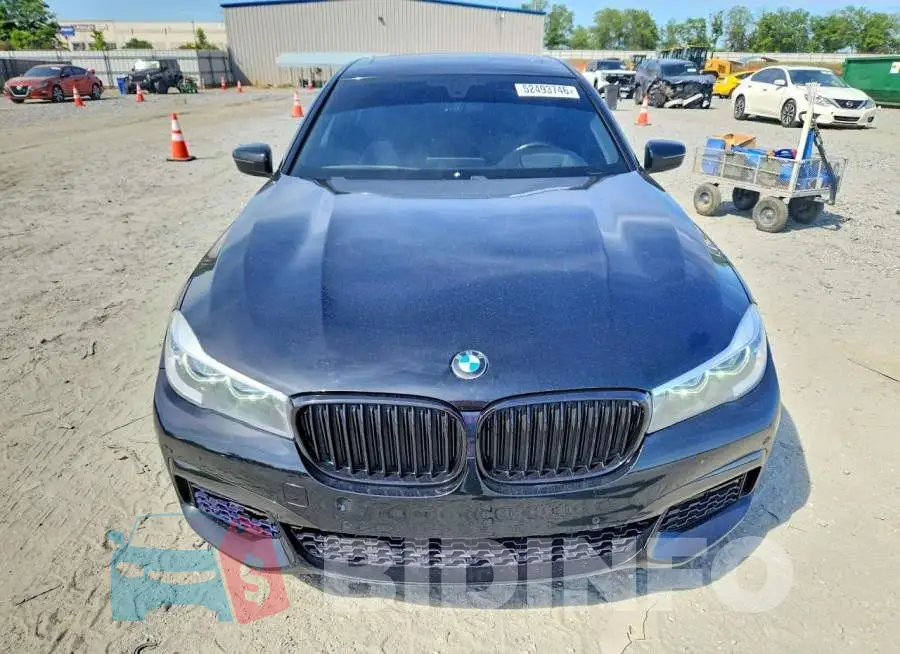 WBA7E2C33HG741003 Photo# 5