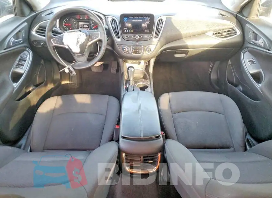 1G1ZD5ST4KF105469 Photo# 8