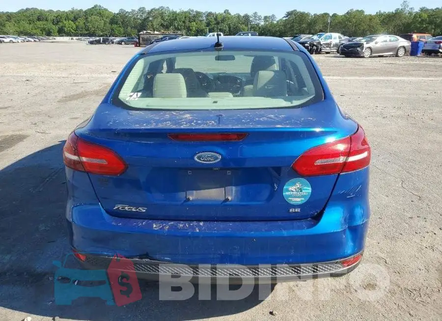 1FADP3F20JL264820 Photo# 6