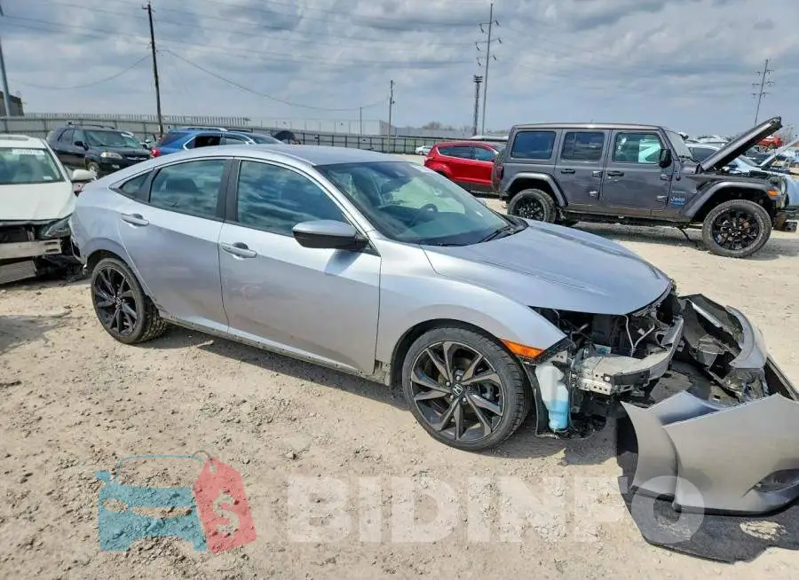 19XFC2F84LE030558 Photo# 4