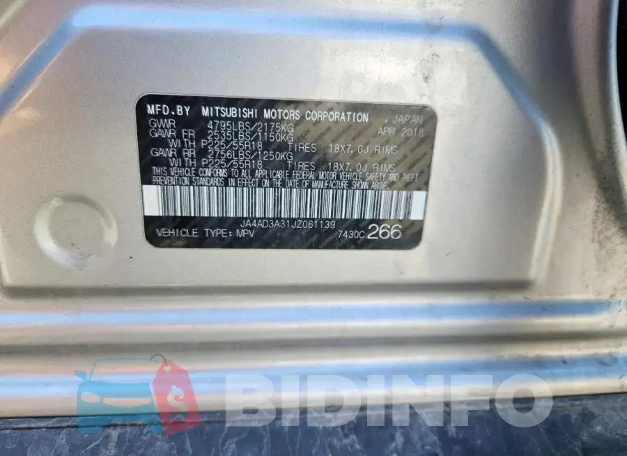 JA4AD3A31JZ061139 Photo# 12