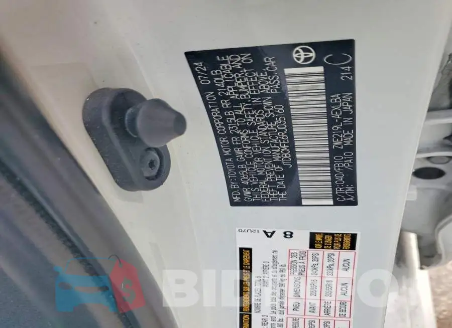 JTDBCMFE6RJ035160 Photo# 12