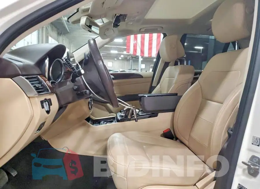 4JGDA5HB4JB092832 Photo# 7