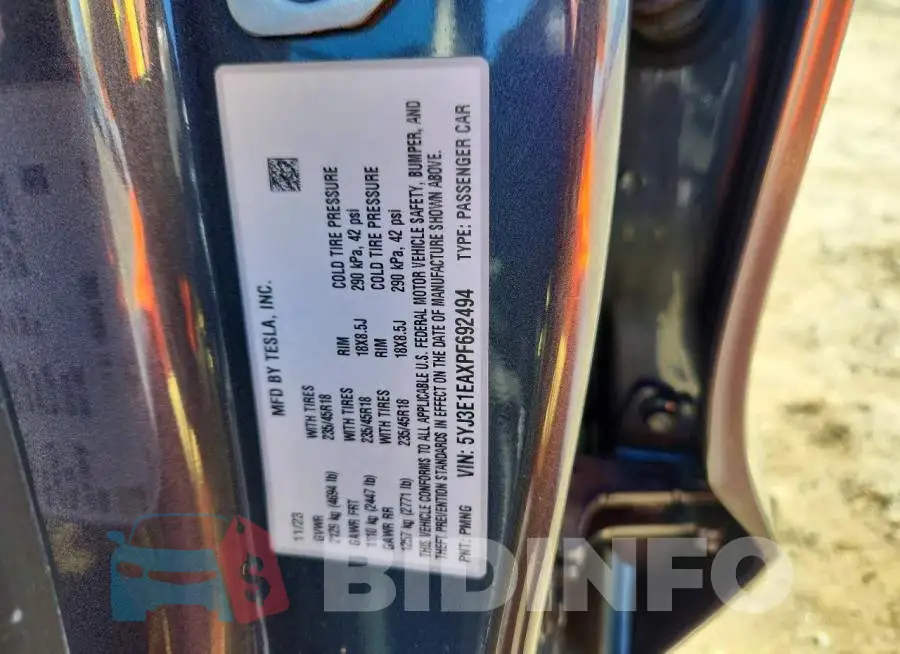 5YJ3E1EAXPF692494 Photo# 12