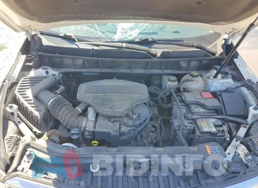 1GYKNFRS5JZ115928 Photo# 12