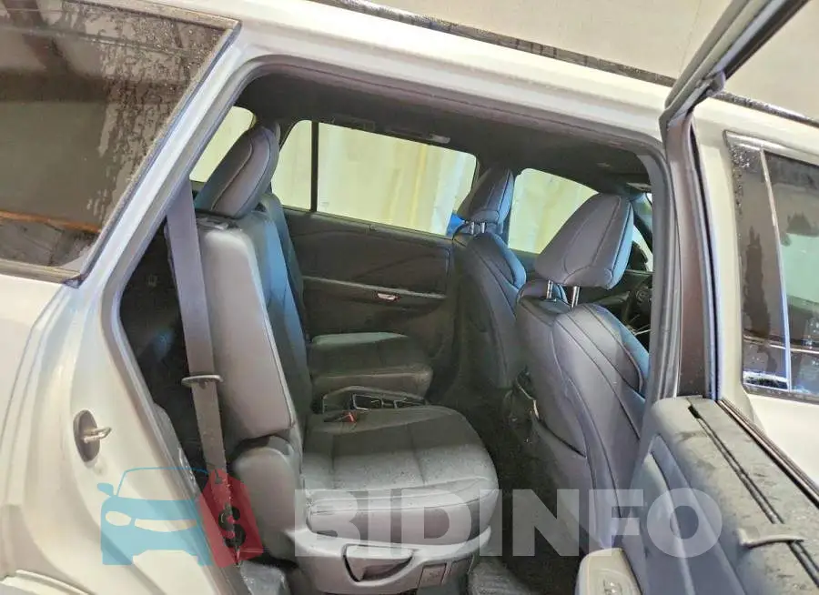 5TDABAB68RS004328 Photo# 11