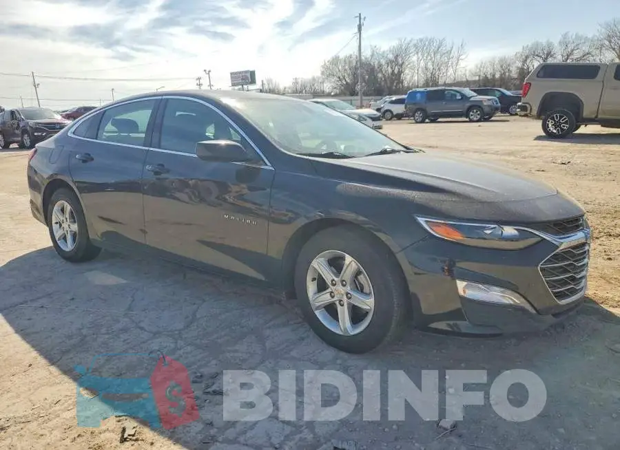 1G1ZD5ST0RF212805 Photo# 4