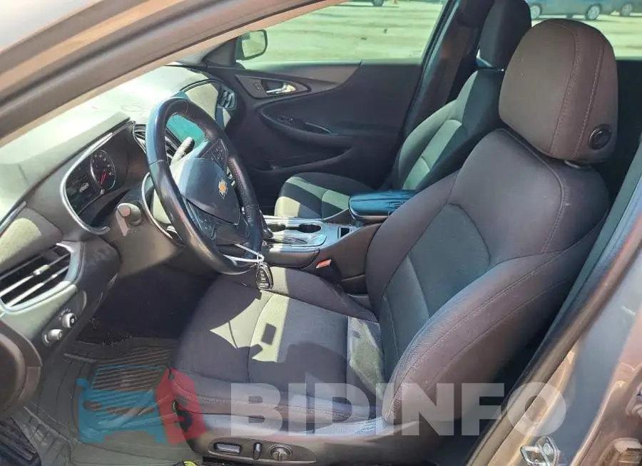 1G1ZE5STXHF220096 Photo# 7
