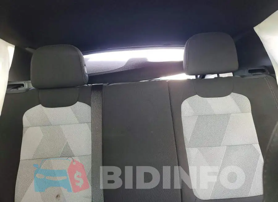KL77LGE29RC153414 Photo# 10