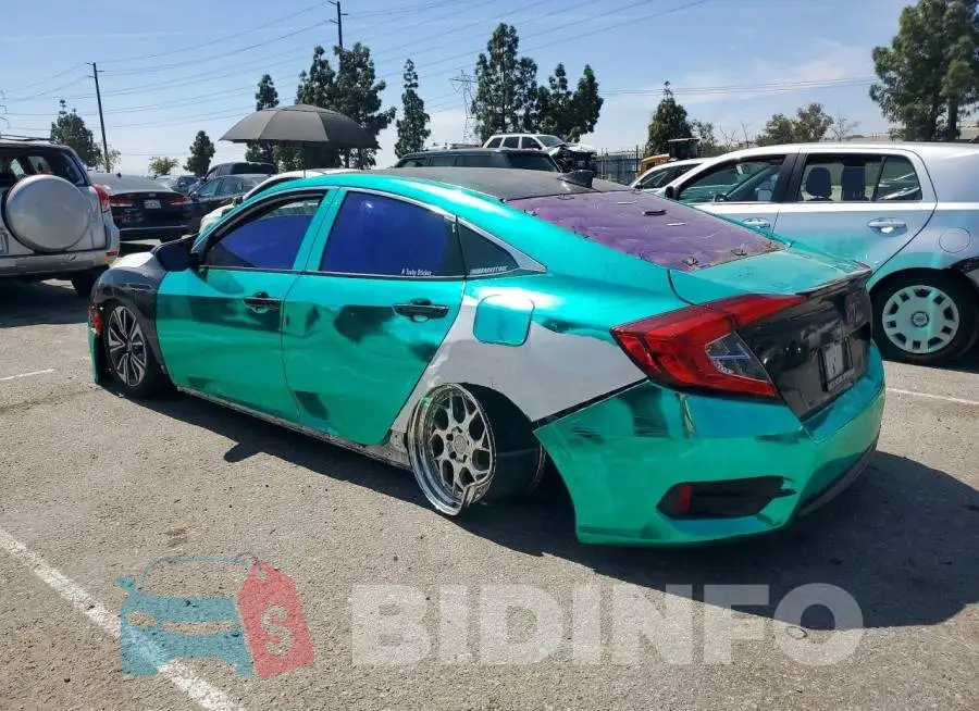 19XFC1F34HE210323 Photo# 2