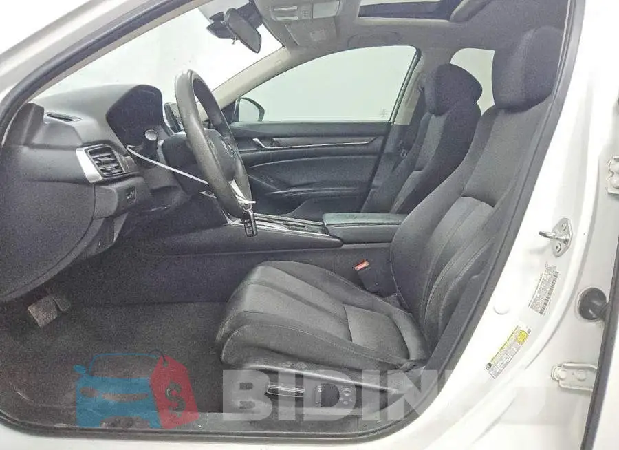 1HGCV1F46JA241573 Photo# 7