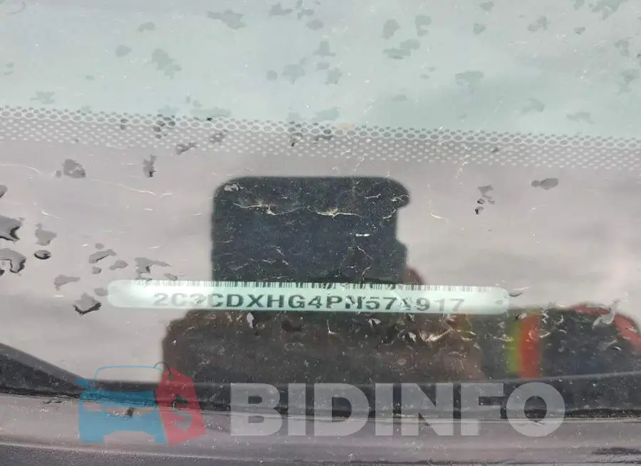 2C3CDXHG4PH571917 Photo# 12