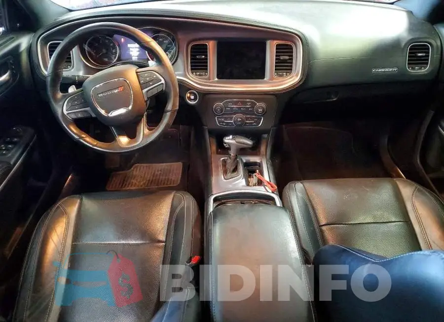 2C3CDXJG4KH611688 Photo# 8