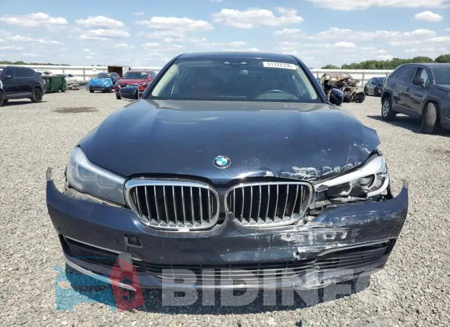 WBA7E2C53JG742224 Photo# 5