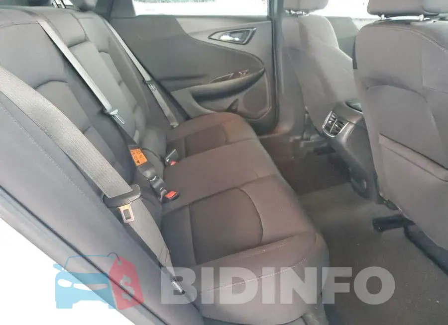 1G1ZD5ST5PF223070 Photo# 10