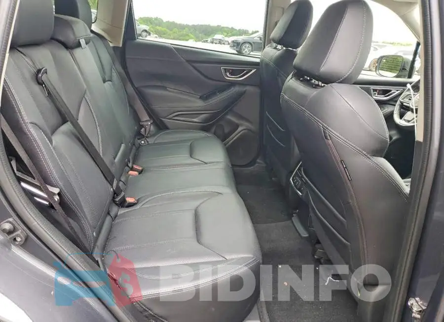 JF2SKARC6NH467763 Photo# 11
