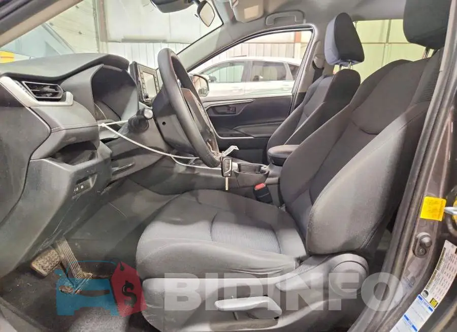 2T3F1RFV2LC111620 Photo# 7