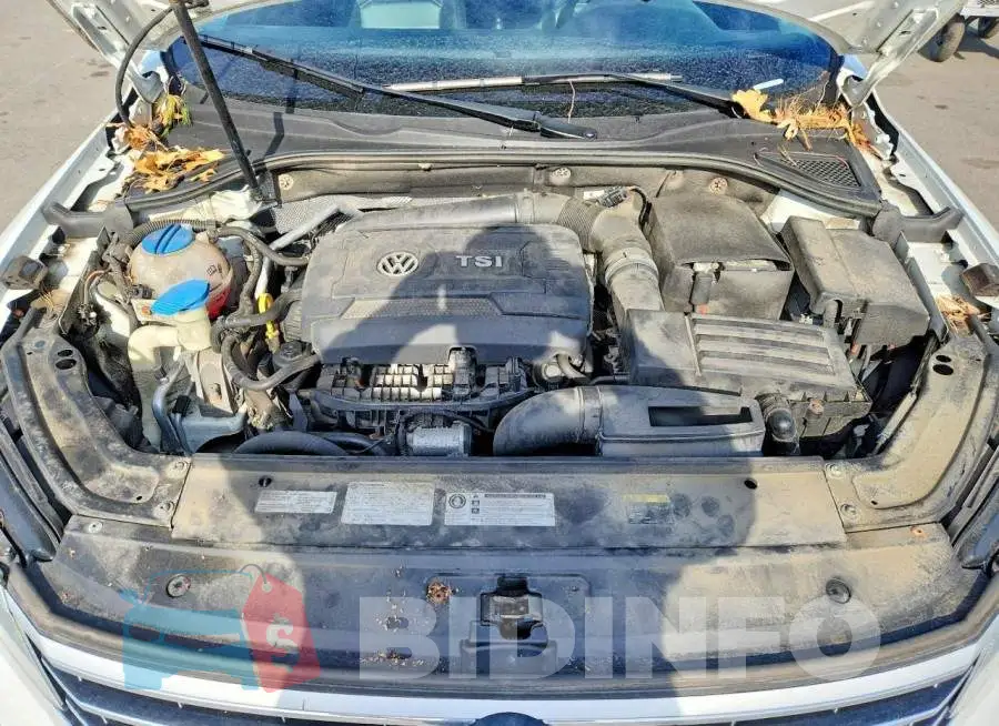 1VWGT7A3XHC035885 Photo# 11