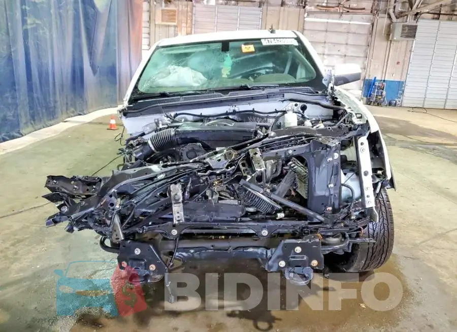 2GTV2MEC5J1105679 Photo# 5