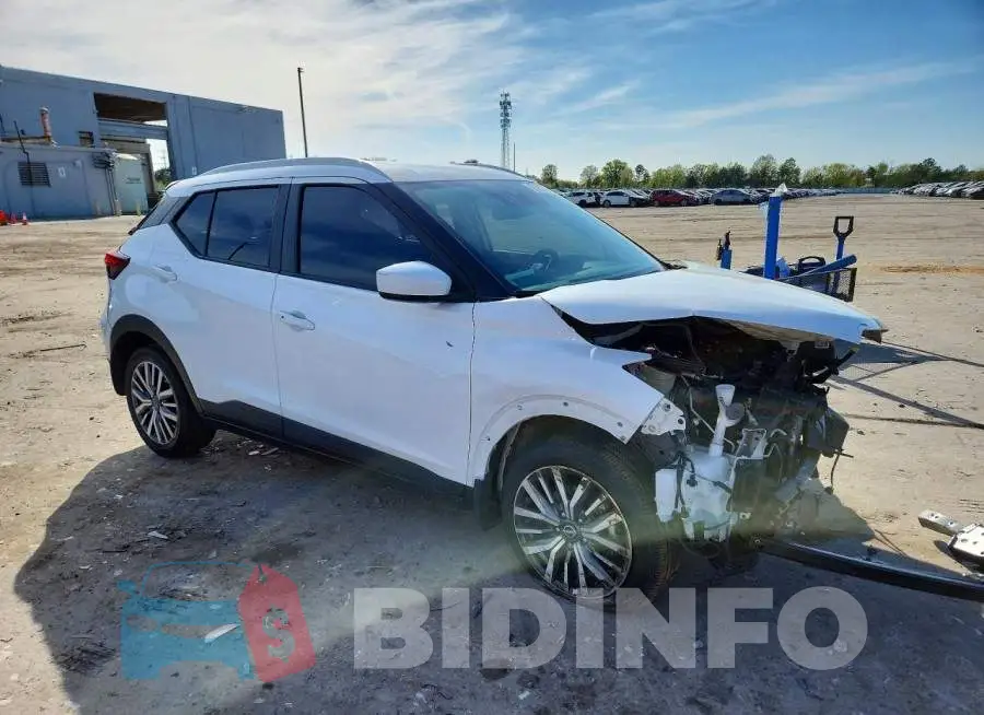 3N1CP5CV4PL570581 Photo# 4