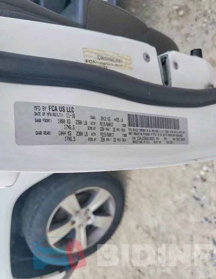 1C4NJCEB8HD185871 Photo# 13