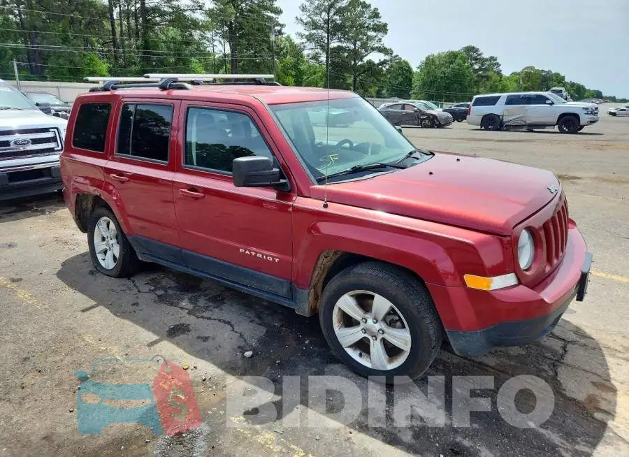 1C4NJPFA4HD161516 Photo# 4