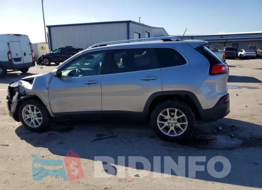 1C4PJLCB2JD560719 Photo# 2