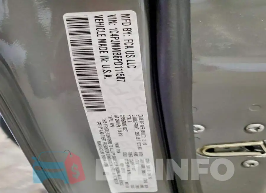 1C4PJMMB6PD111587 Photo# 13