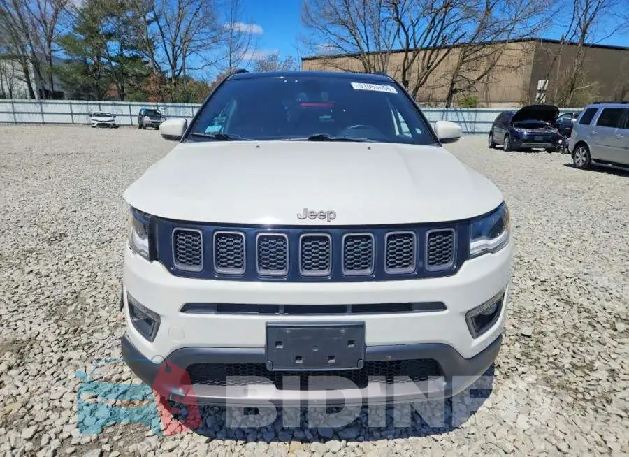 3C4NJDCB3LT137884 Photo# 5