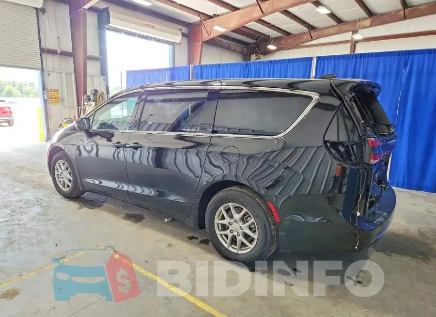 2C4RC1BG2TR170630 Photo# 2