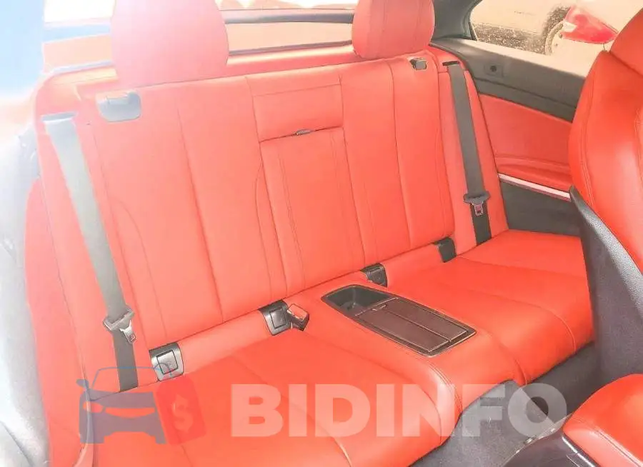 WBA4Z3C55KEF32348 Photo# 10
