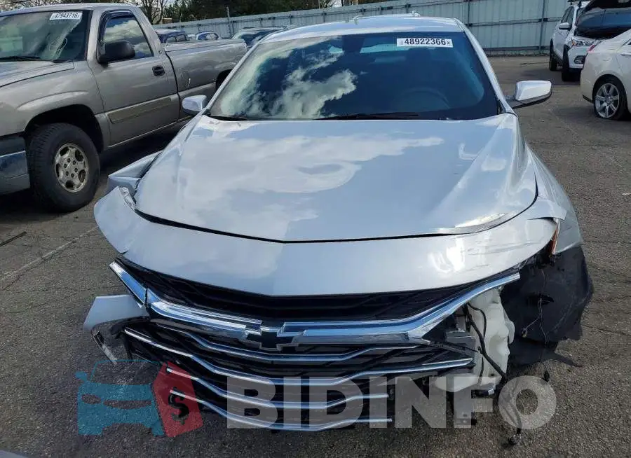 1G1ZD5ST1NF170588 Photo# 5