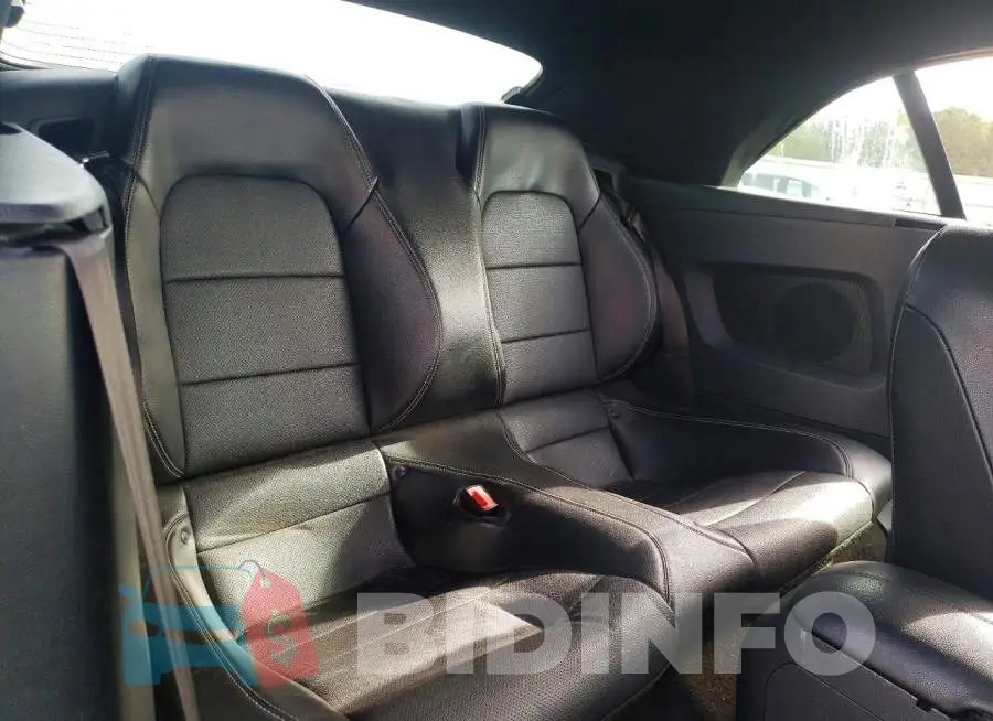 1FATP8UH8J5115236 Photo# 10