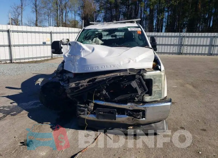 1FT7X2B63HEC34400 Photo# 5