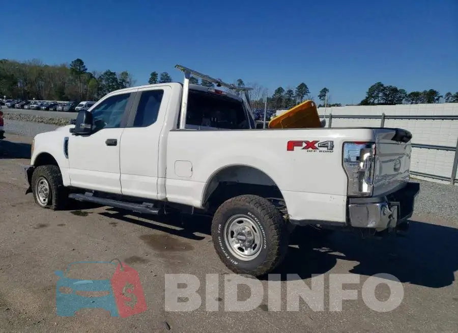 1FT7X2B63HEC34400 Photo# 2