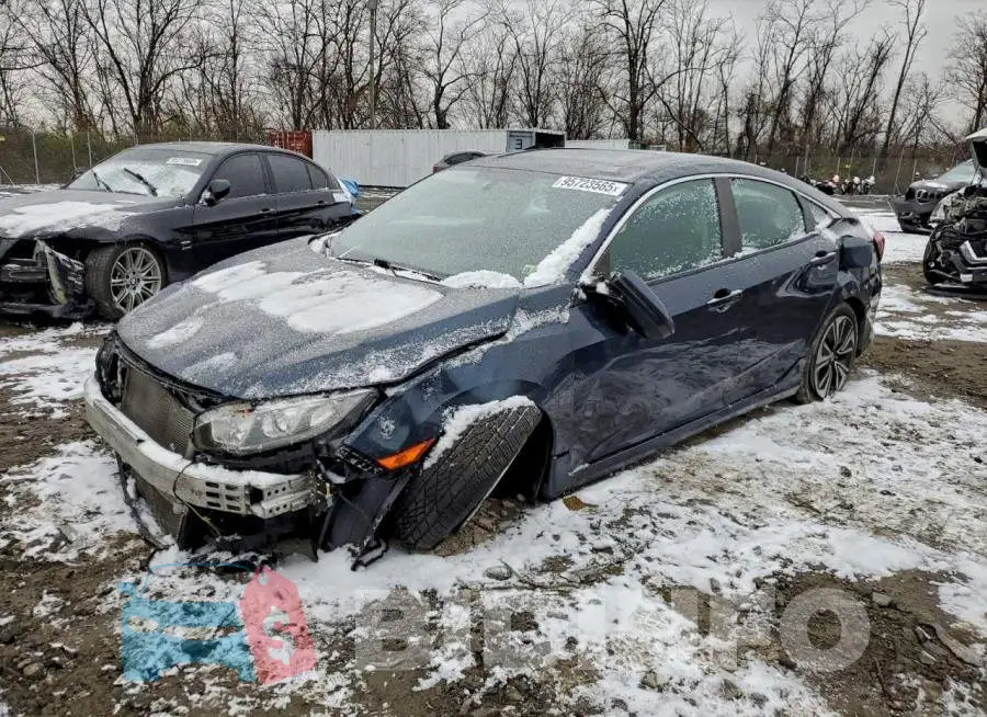 19XFC1F38HE203777 Photo# 1