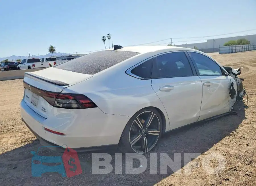1HGCY2F53PA005493 Photo# 3