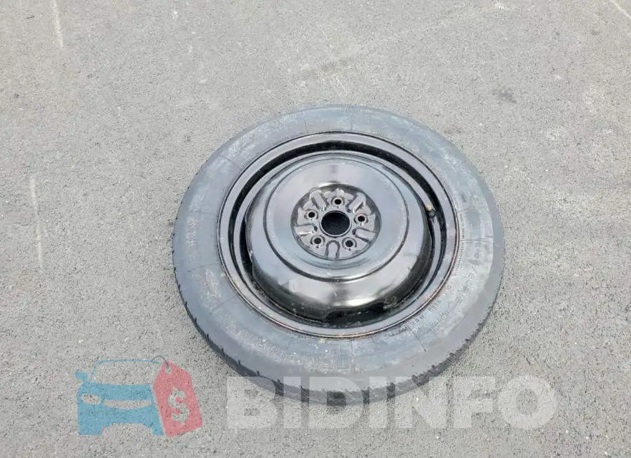 2T1BURHE8HC928335 Photo# 12