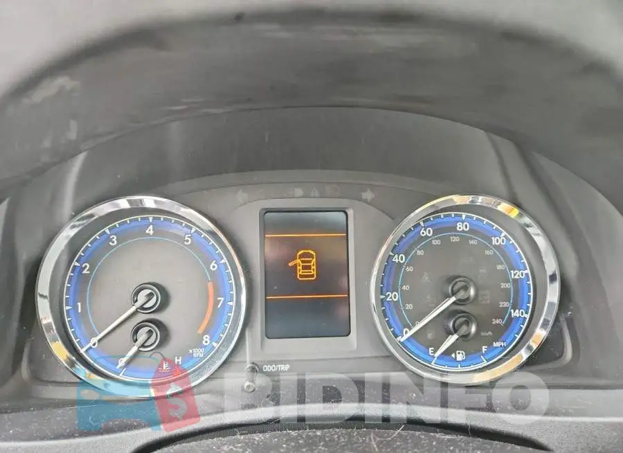 2T1BURHE9HC832018 Photo# 9