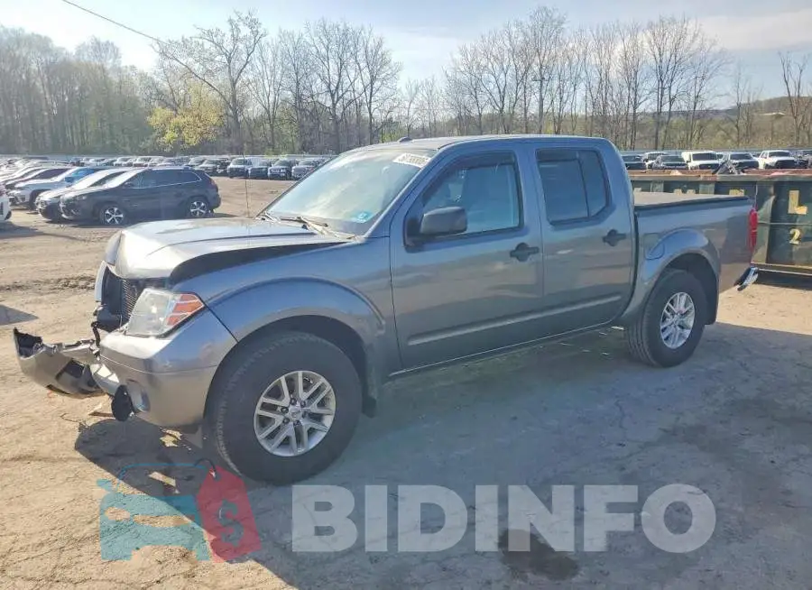 1N6AD0EV2JN708250 Photo# 1