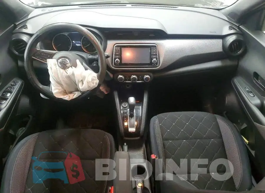 3N1CP5CU9JL516983 Photo# 8