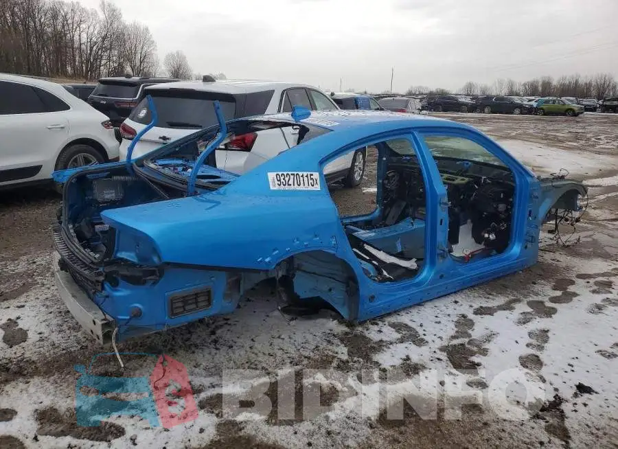 2C3CDXGJ3PH625074 Photo# 3