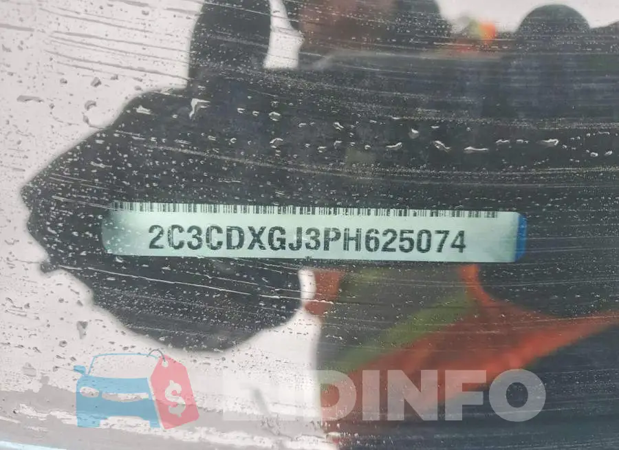 2C3CDXGJ3PH625074 Photo# 12