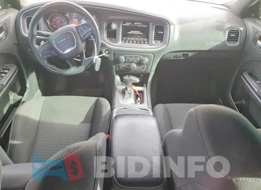 2C3CDXHG8KH612879 Photo# 8
