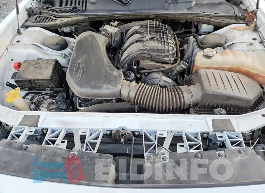2C3CDZAG8PH669998 Photo# 11