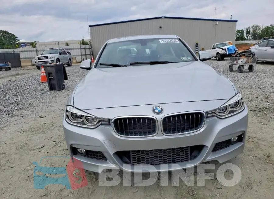 WBA8B7G5XJNU94747 Photo# 5