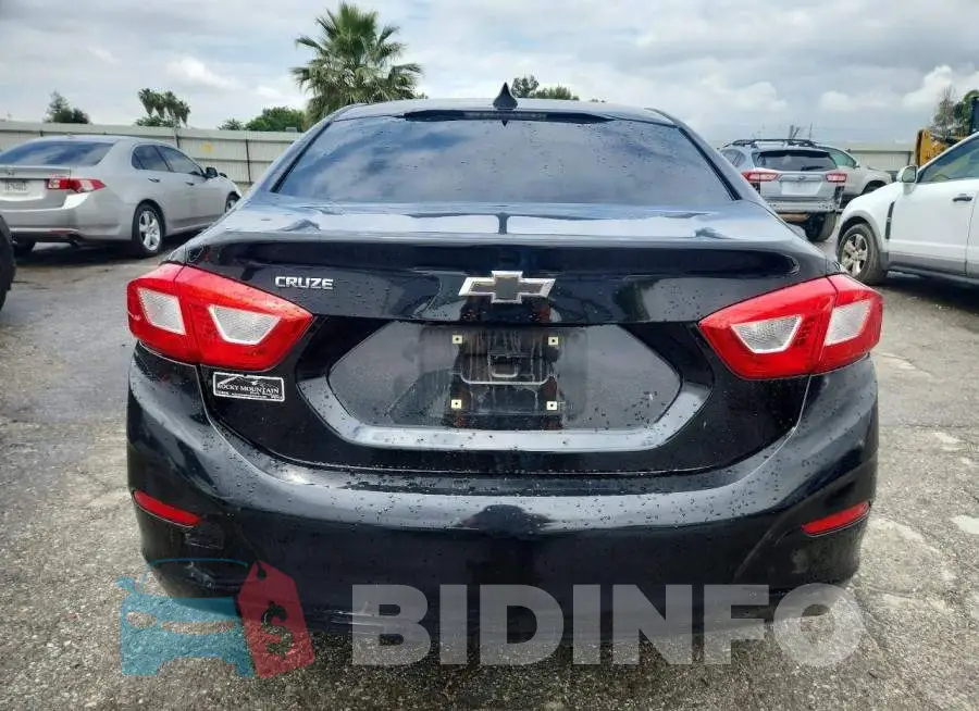 1G1BC5SMXH7217628 Photo# 6